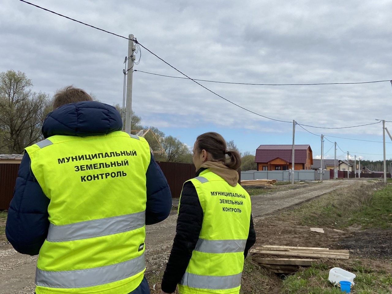  Инспекторы Московской области обследовали 35,7 тыс. участков с начала года 
